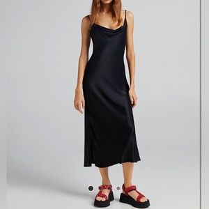 Midi satin dress in black